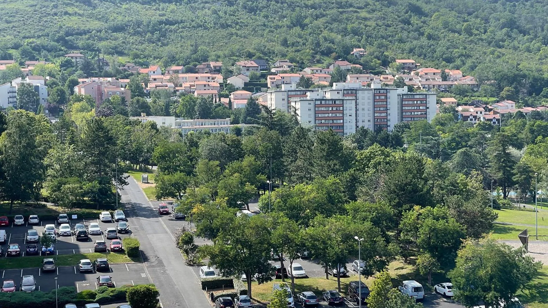 Appartement Meublé les Dômes du Parc à Clermont-Ferrand
